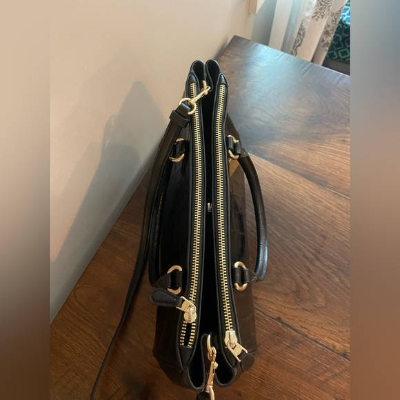 Brand New without tags Coach Black Crocodile Surrey Carryall Bag - Picture 7 of 13